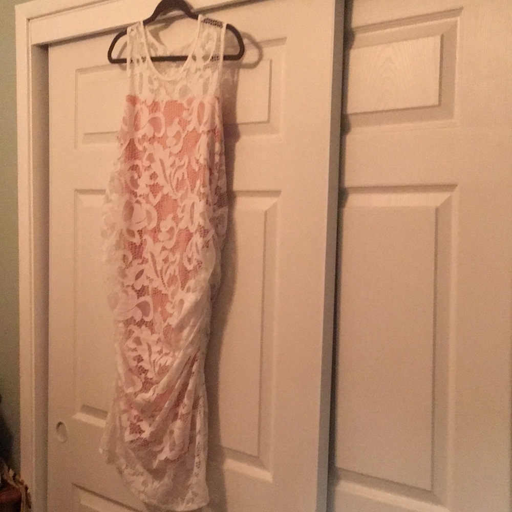 Pea in the Pod Ripe Eden Lace Maternity Dress